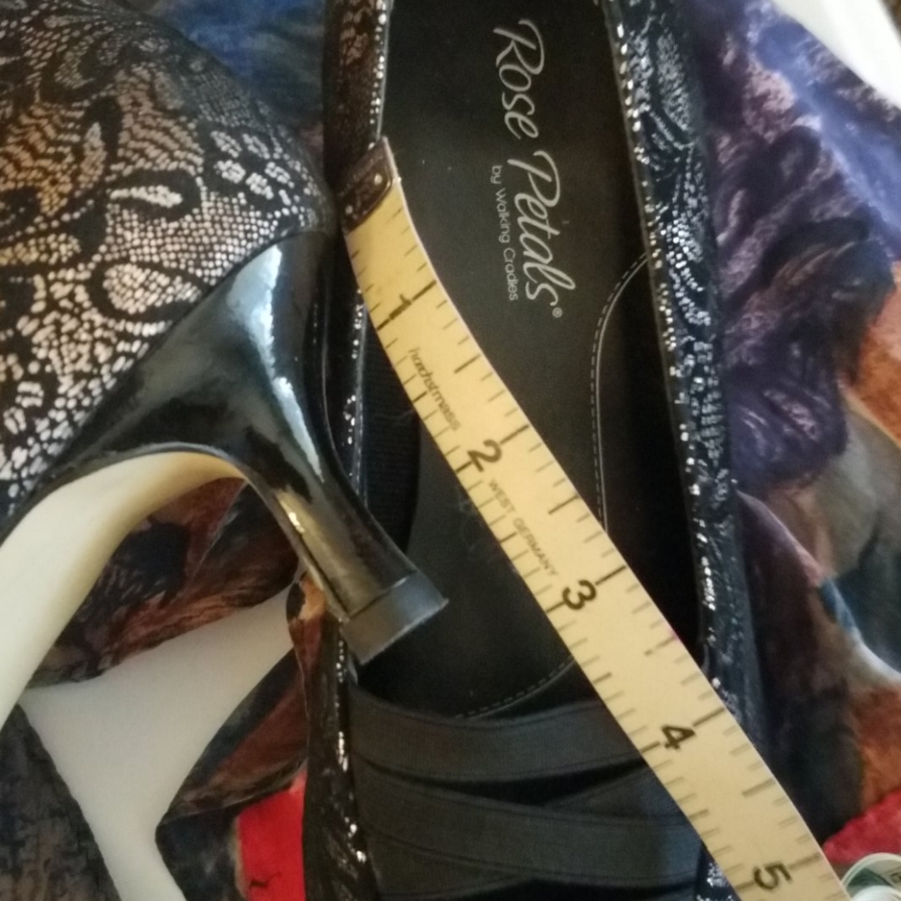 Beautiful Heels - Picture 2 of 8